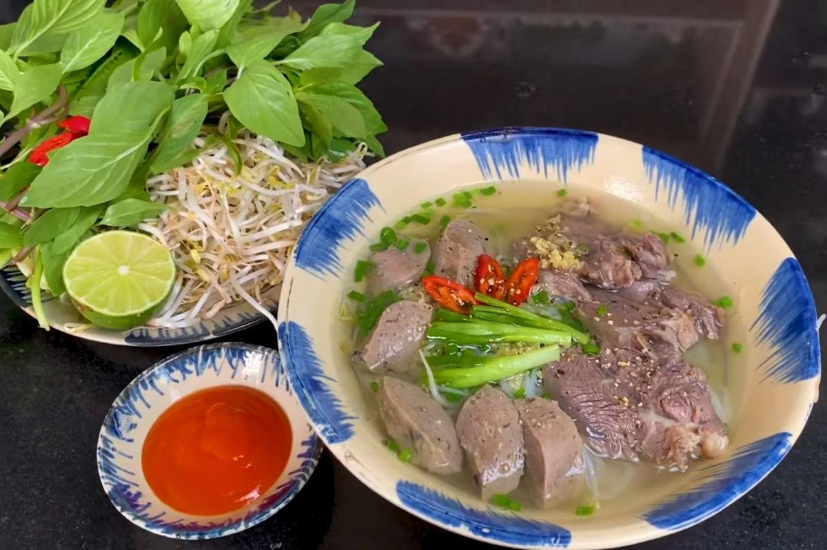 Bỏ túi ngay 3 cách nấu hủ tiếu ngon tại nhà cực đơn giản