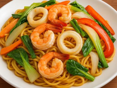 Cách làm mì xào hải sản thơm ngon, đơn giản tại nhà