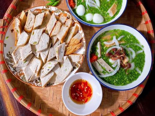 Cách nấu bánh canh hẹ chuẩn vị Phú Yên