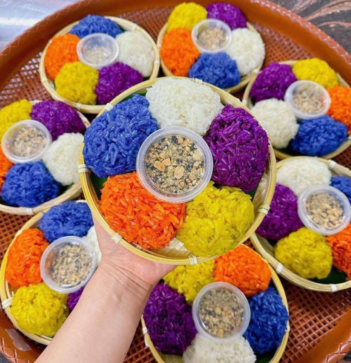 Cách nấu xôi ngũ sắc dẻo, thơm chuẩn vị truyền thống