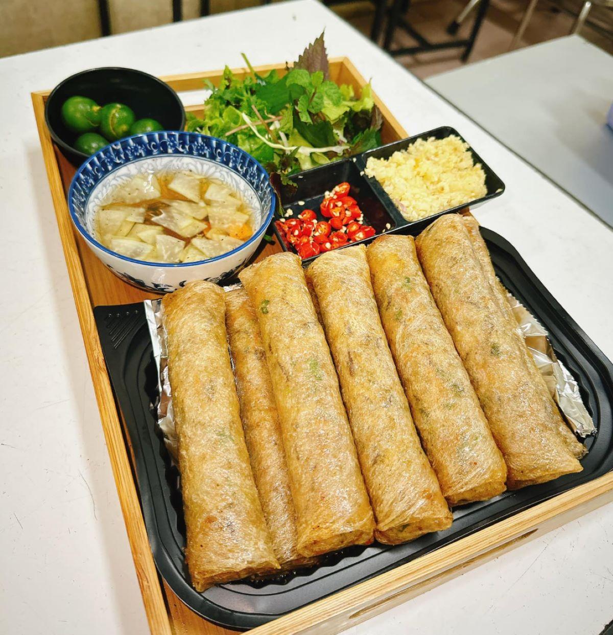 Chi tiết cách làm nem rán thơm ngon, đơn giản